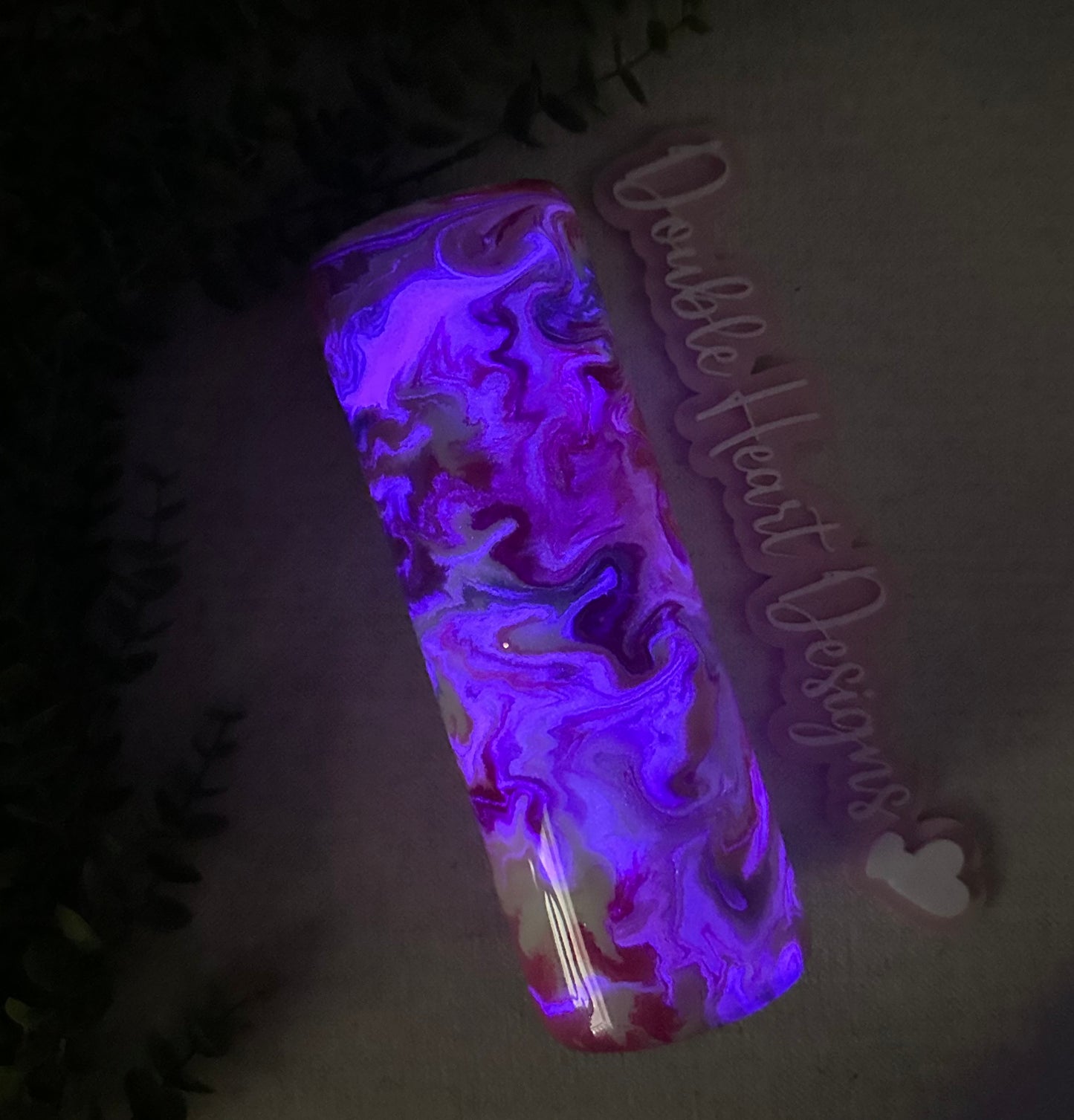 Pink & Purple Swirls 20 oz with UV Glow
